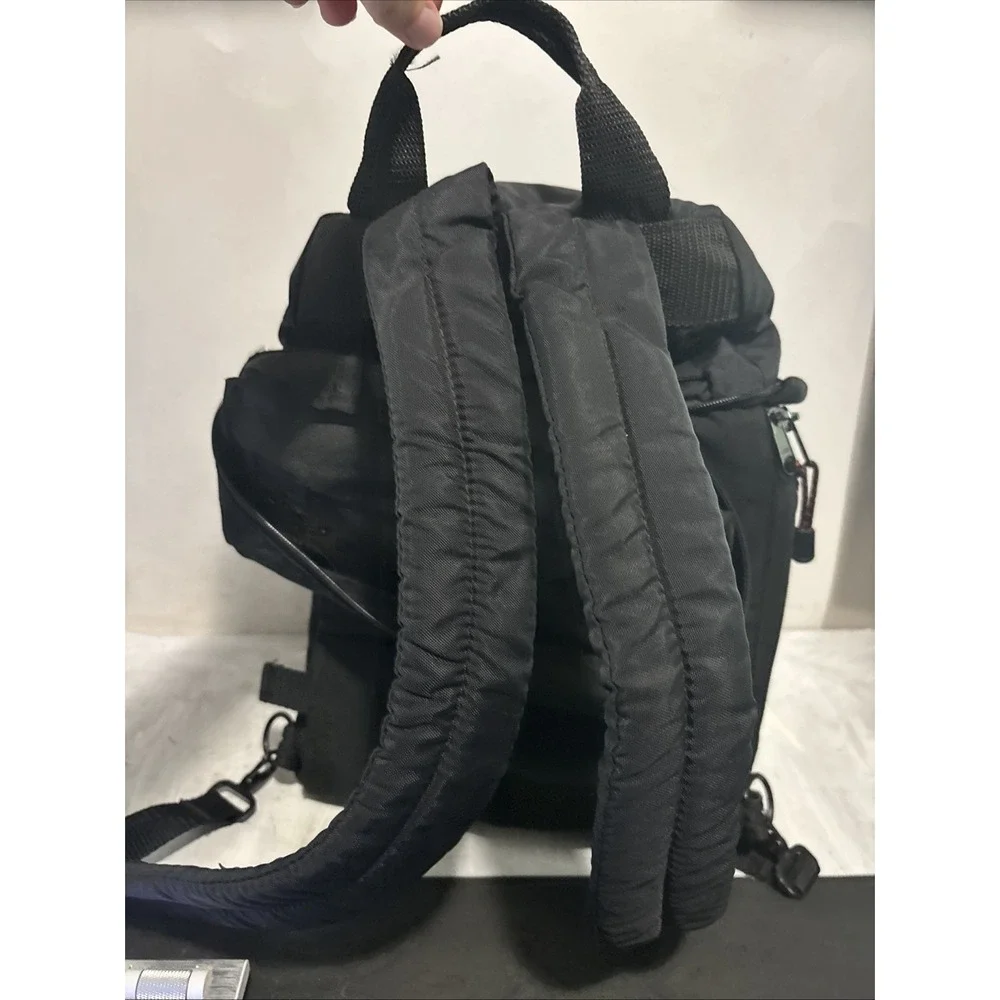 Vintage Tamrac Camera Backpack Bag Black Canvas Padded USA Made 976